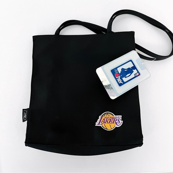 Lakers Sling Backpack Bag NWT NBA 4 Her - Picture 1 of 4